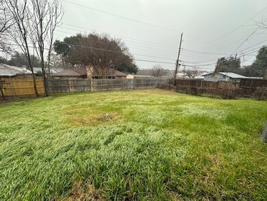 912 Wilemon Dr, Bedford, TX 76022 - photo 6