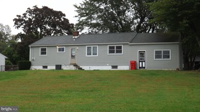 724 Mason Dr, Warminster, PA 18974 - photo 3