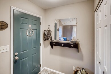 03 Foyer