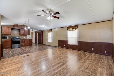 926 Hanks-4