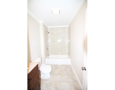 43 Westernview St, Springfield, MA 01108 - photo 4