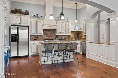 108 Dunvegan-11
