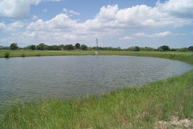 249 Southwoods Dr, Fredericksburg, TX 78624 - photo 6