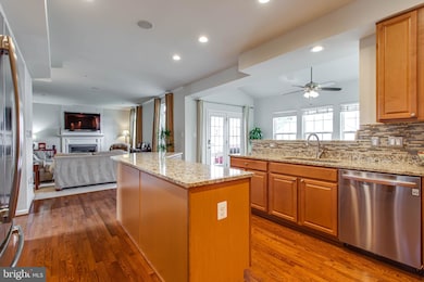 11820 Saint Linus Dr, Waldorf, MD 20602 - photo 6