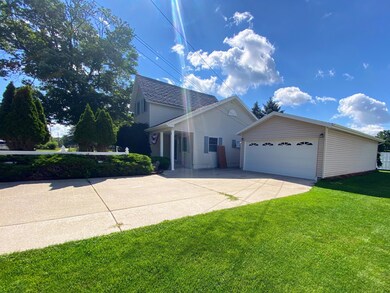 509 W Bridge St, Big Rapids, MI 49307 - photo 2