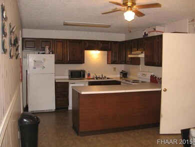 210 Hardeman St, Copperas Cove, TX 76522 - photo 7