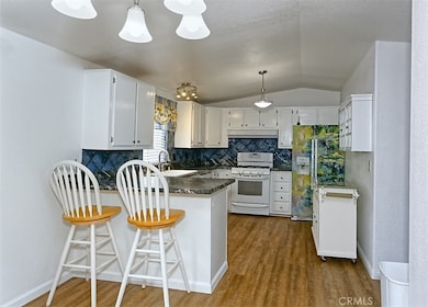 2727 Pacific St unit 78, Highland, CA 92346 - photo 5