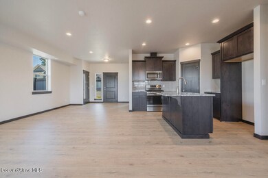 676 Monashee Ct, Hayden, ID 83835 - photo 7