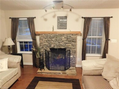 944 Uwharrie St, Asheboro, NC 27203 - photo 4