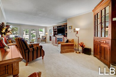 6-Living Room