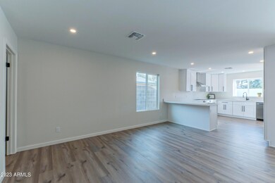 2nd Living Room