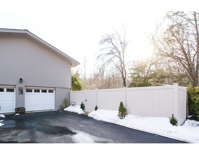 28 Dennis Cir, Northborough, MA 01532 - photo 3
