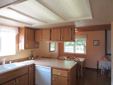 8629 Bender Rd, Lynden, WA 98264 - photo 4