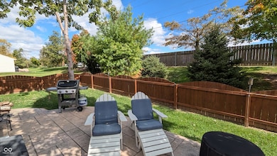 11722 Silver Meadow Ct, Fishers, IN 46037 - photo 4