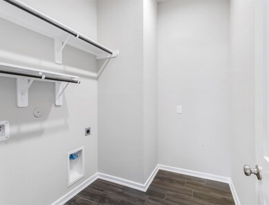 21519 Henrys Blush Dr, Tomball, TX 77377 - photo 3