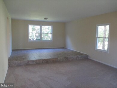 22 Quaker St, Marlton, NJ 08053 - photo 2