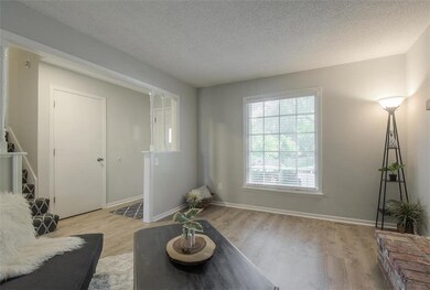 10194 Haskins St, Lenexa, KS 66215 - photo 6