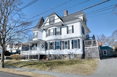 31 Maple St, Stoneham, MA 02180 - photo 4