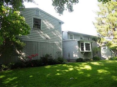 92 Ferrante Ave, Greenfield, MA 01301 - photo 2