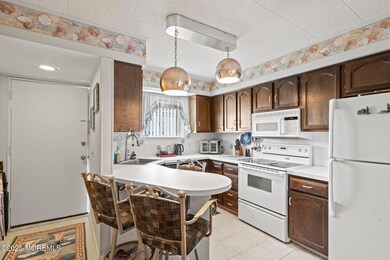 51 Hiering Ave #C 12 (4)