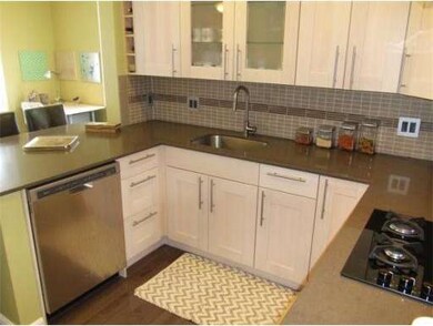 11 Arbor Ct, Burlington, MA 01803 - photo 4