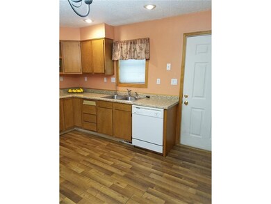 935 S 7th St, Marion, IA 52302 - photo 7