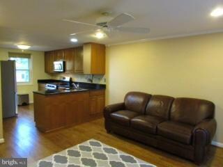 21 Wellesley Cir, Glen Echo, MD 20812 - photo 5