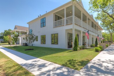 430 W El Paso St, Broken Arrow, OK 74012 - photo 2