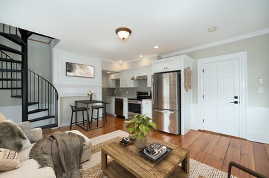 2 Court St unit 3, Newburyport, MA 01950 - photo 4