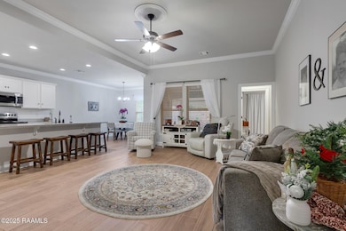 123 Sparrowhawk St, Broussard, LA 70518 - photo 5