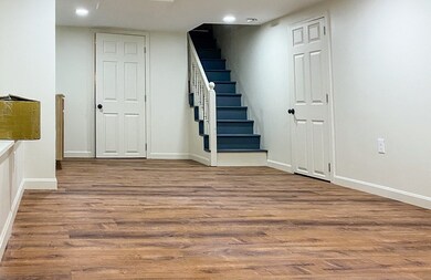 8 Floyd St, Saugus, MA 01906 - photo 4