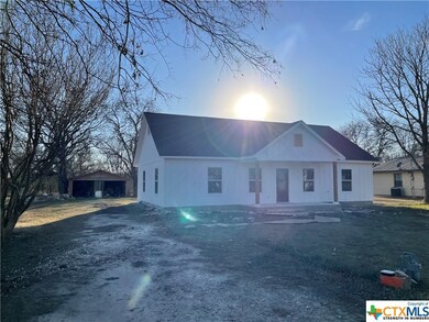 609 4th St, Eddy, TX 76524 - photo 3