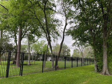 1917 Lundy Ln, Friendswood, TX 77546 - photo 7