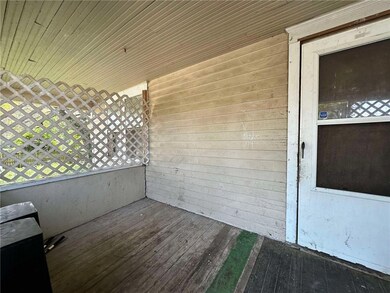 1201 S 12th St, Parsons, KS 67357 - photo 3