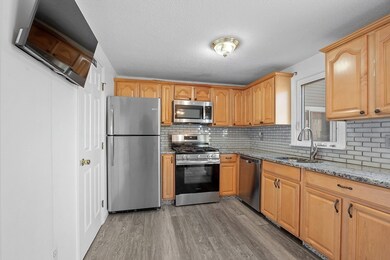 70 Austin St unit 16, Lowell, MA 01854 - photo 7