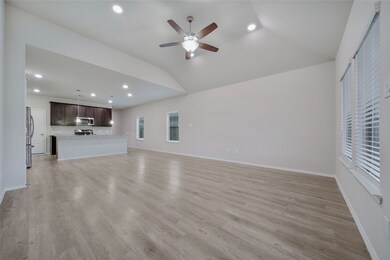 330 Linedale Ave, Magnolia, TX 77354 - photo 3