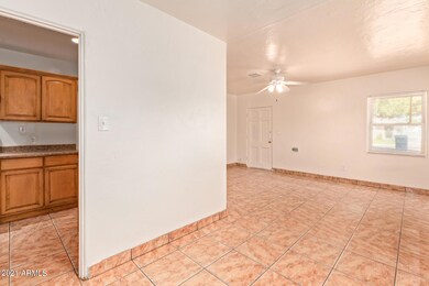 1633 E Palm Ln, Phoenix, AZ 85006 - photo 7
