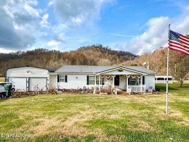 2641 Stanley Valley Rd, Surgoinsville, TN 37873 - photo 2