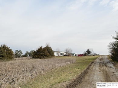 24000 S 38th St, Firth, NE 68358 - photo 5