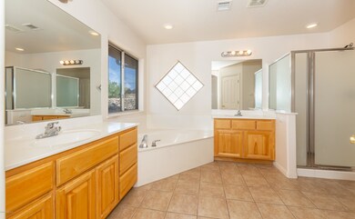 011_Master Bathroom