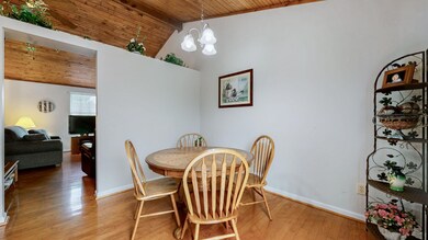 10-web-or-mls-3517 Roundtable Way Lexing