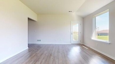 541 W Bluebird St, Gardner, KS 66030 - photo 5