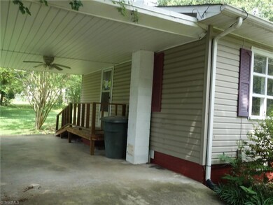 2031 Winter St, Asheboro, NC 27203 - photo 3