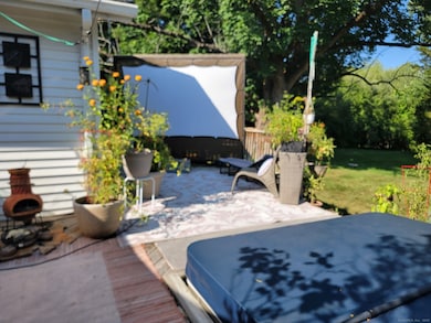 33 Lincoln Rd, Cromwell, CT 06416 - photo 7