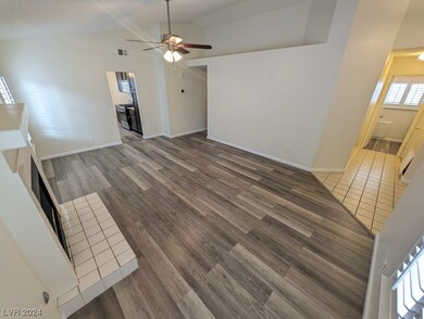 9116 Quiet Cove Way, Las Vegas, NV 89117 - photo 4