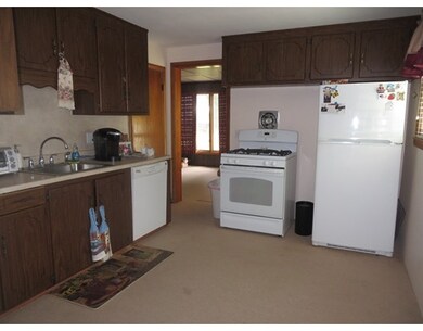 5 Estabrook Rd, Worcester, MA 01606 - photo 5