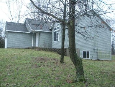 3110 Patterson Rd, Wayland, MI 49348 - photo 2