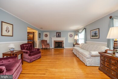 14 Berkshire Dr, Wallingford, PA 19086 - photo 5