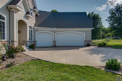 4628 SW Moundview Dr, Topeka, KS 66610 - photo 4