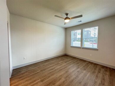 29600 Ronald Reagan Blvd unit B4.6307, Georgetown, TX 78633 - photo 4